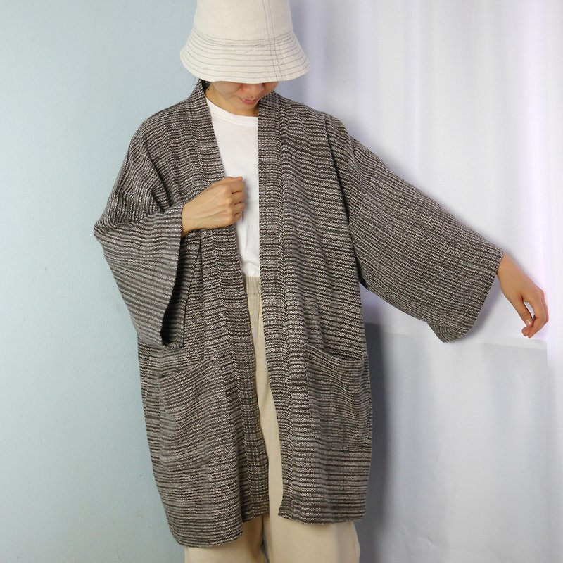 Handwoven cotton long Kimono... (Brown - White) - 女装休闲/机能外套 - 棉．麻 咖啡色