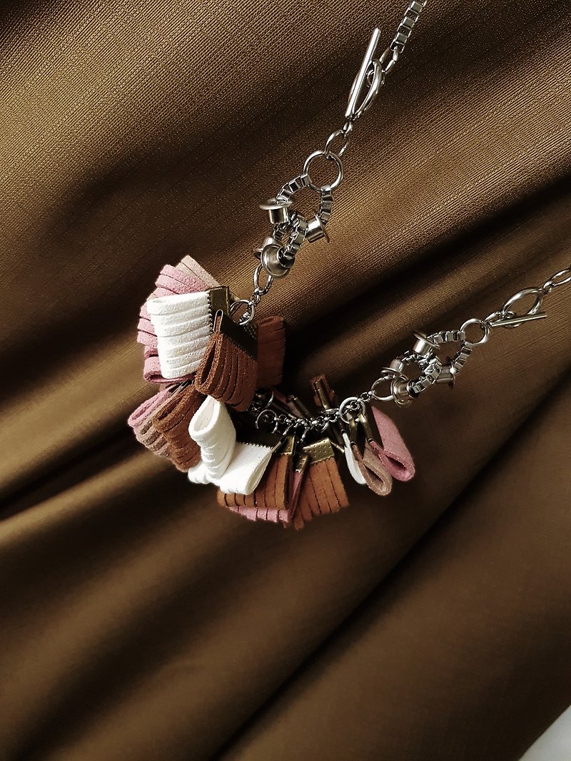 AUDREE Necklace :PINK - 项链 - 不锈钢 粉红色