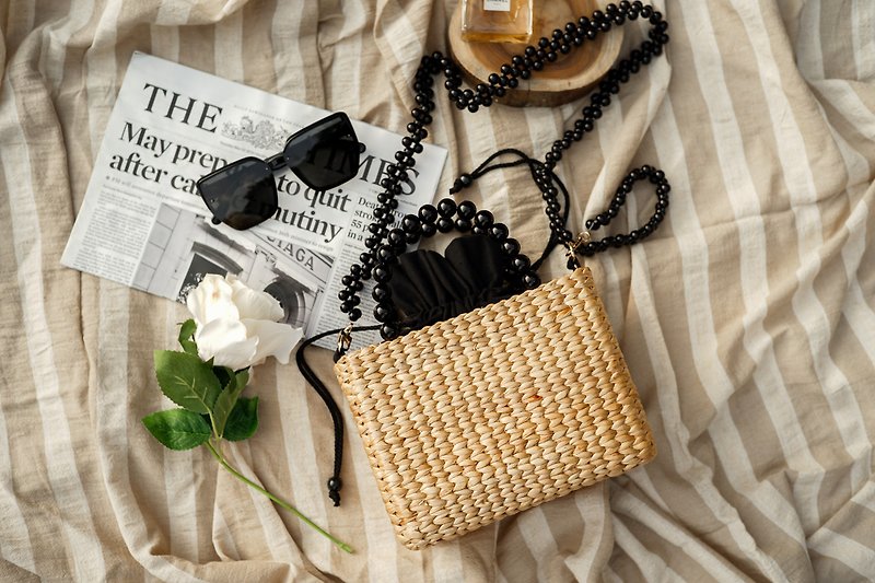 中型盒形编织袋：Emma草编包 - 手提包/手提袋 - 其他材质 黑色
