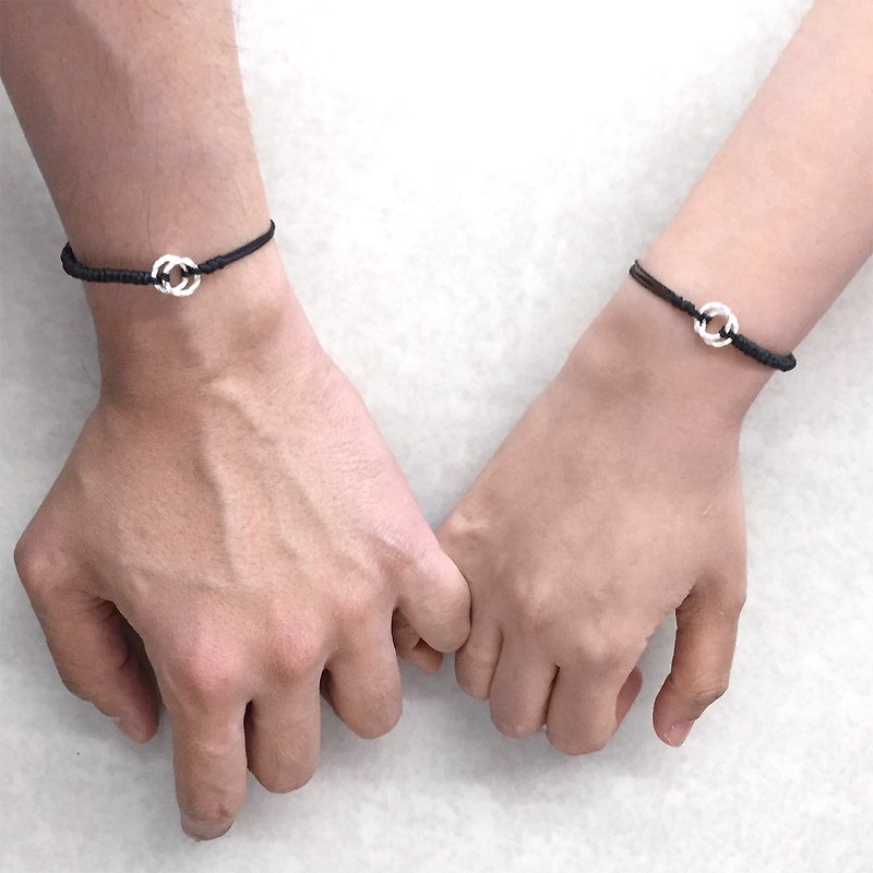 环环相扣情侣黑色手绳 | 银手链 | 纯银手链 | 情侣手链 (套装) - 手链/手环 - 银 