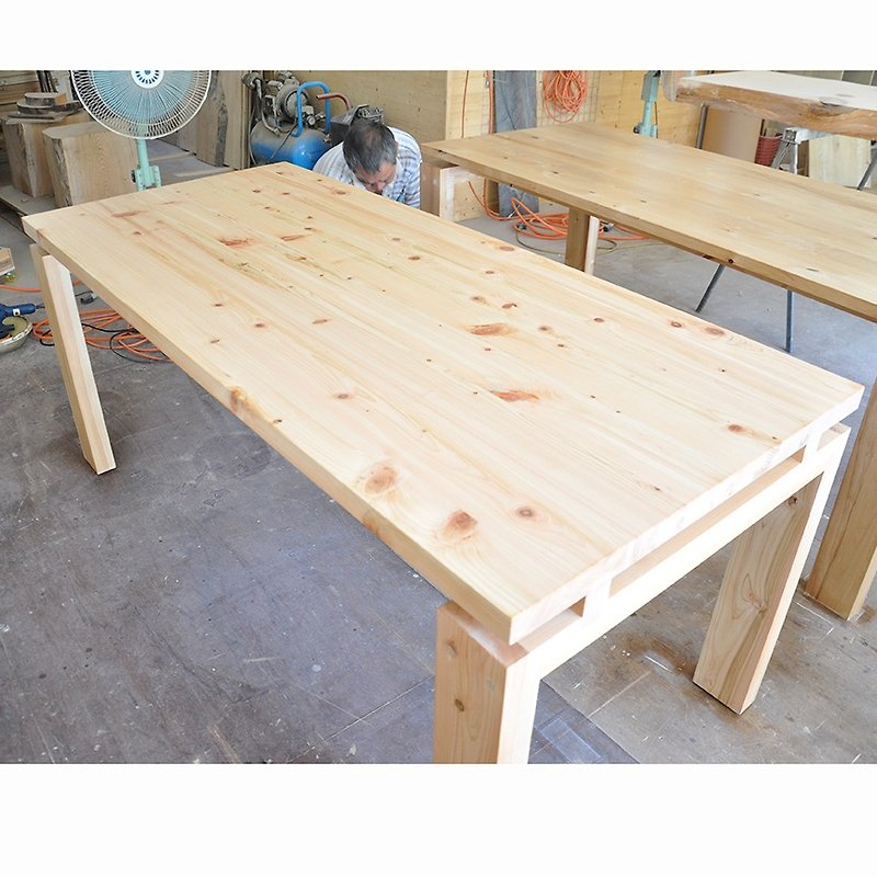 日桧原木餐桌 / 多种款式 / 不上漆、不贴皮、不浸料  / 可订制 - 餐桌/书桌 - 木头 