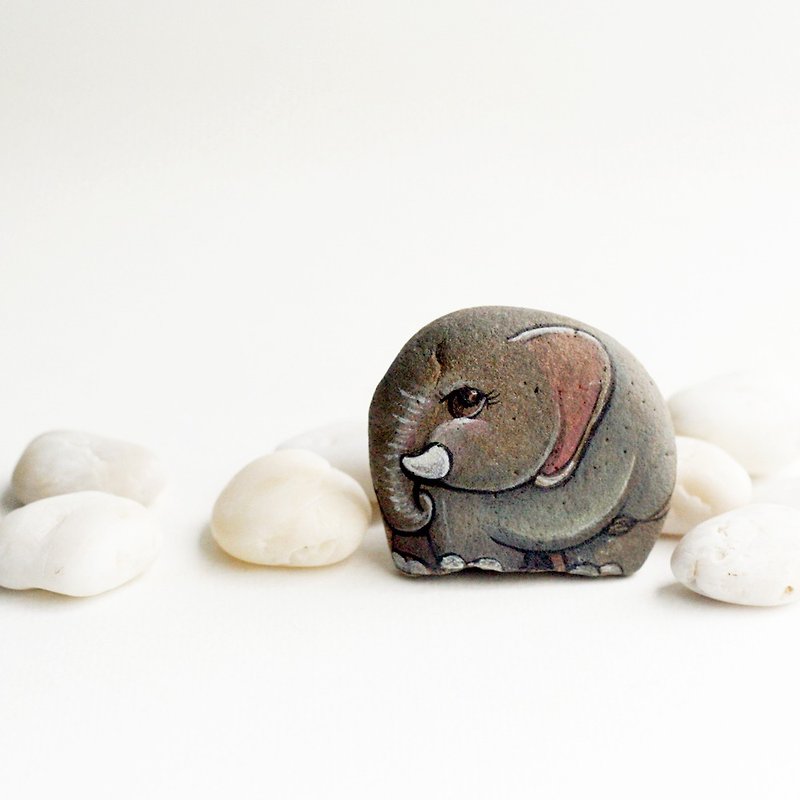 Elephant Stone Painting. - 玩偶/公仔 - 石头 灰色