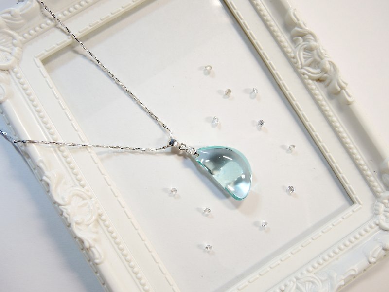 《Ice Crystal 冰晶》海蓝琉璃雅致项链-神秘月牙-N3 - 项链 - 宝石 蓝色