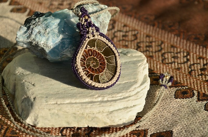 天然水晶-菊石目-手制编绳项链 - 项链 - 宝石 紫色