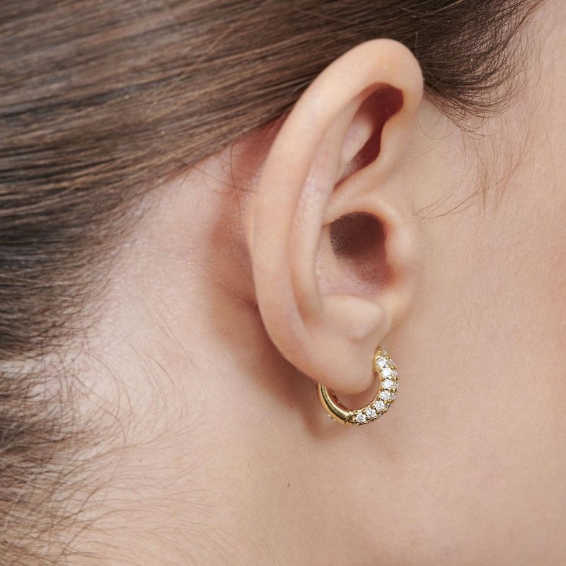 密镶水钻闪耀18K银针耳扣 - 耳环/耳夹 - 铜/黄铜 金色