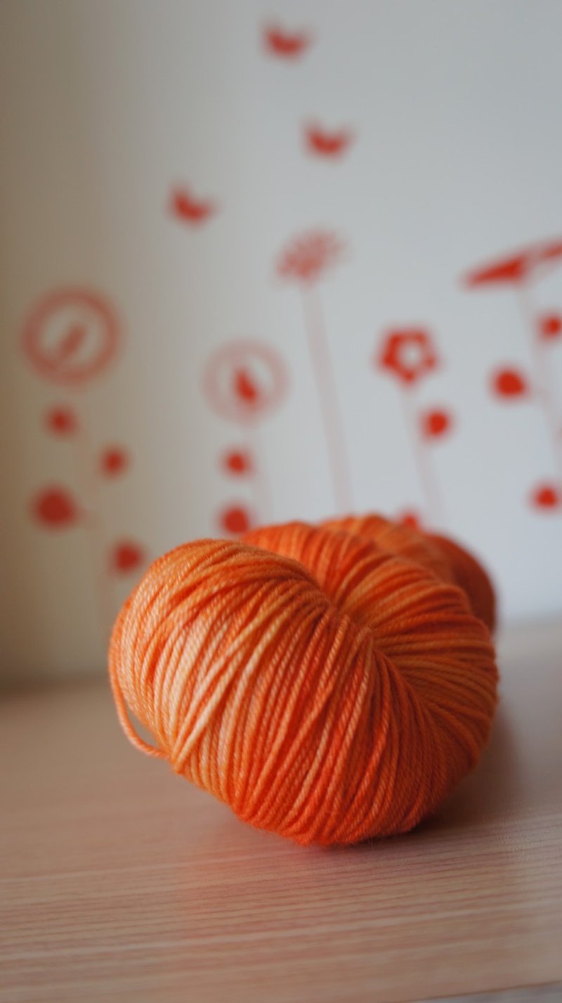 手染线。橘段染 - 编织/刺绣/羊毛毡/裁缝 - 羊毛 橘色