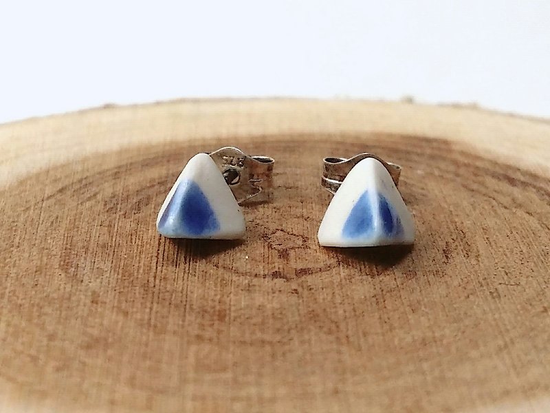 【co.山形】 蓝色 白瓷耳环 925银针 - 耳环/耳夹 - 瓷 蓝色