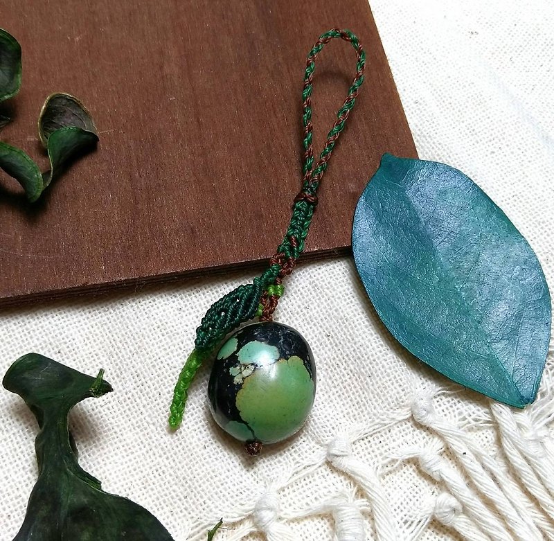 幸运的果实--天然绿松石编织吊饰--南美蜡线/天然石 - 钥匙链/钥匙包 - 蜡 绿色