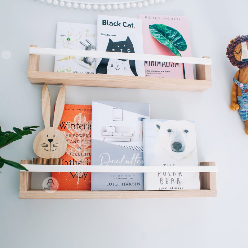 Set of 2 floating bookshelves with bar for Kids room, nursery, shelving - 儿童家具 - 木头 