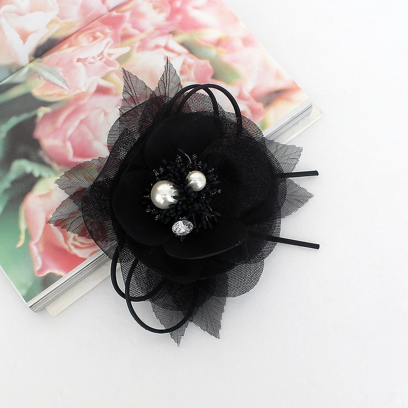 Black flower corsage brooch pins funeral ,Black wedding - 胸花/手腕花 - 其他材质 黑色