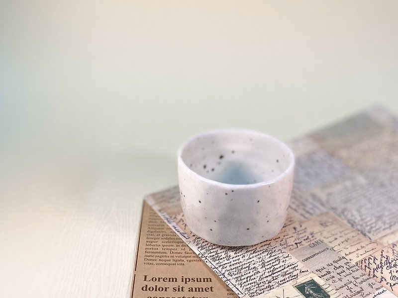 【限量烛杯定制】80ml白点茶杯(可选精油)/情人节礼盒 - 蜡烛/烛台 - 瓷 