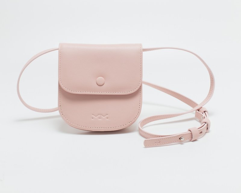Lisa.- Short wallet with crossbody strap - Pale pink color - 皮夹/钱包 - 真皮 粉红色