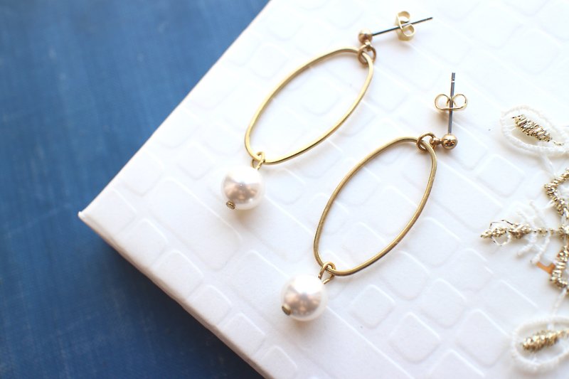 自然-珍珠 黄铜耳环-可改夹 - 耳环/耳夹 - 其他金属 白色