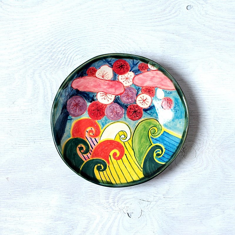 波と梅（ピンク色の雲）の色絵皿 - 花瓶/陶器 - 陶 多色