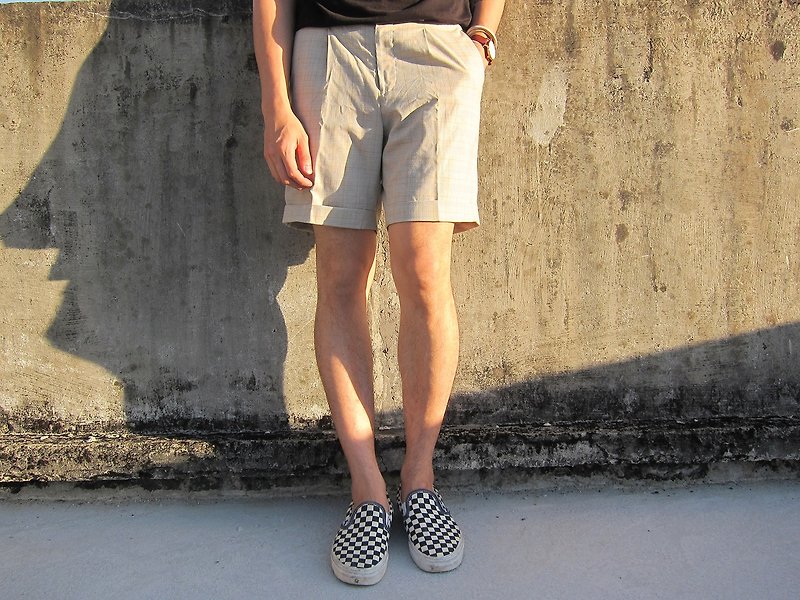 Chainloop 打褶米色卡其格纹休闲短裤 西装裤 百慕达短裤 台湾设计师 品牌（只剩Ｍ号两件） - 男士长裤 - 棉．麻 金色