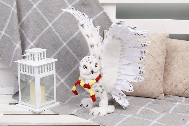 Handmade Home Decor Snowy Harry Potter Owl from Faux Fur - 玩偶/公仔 - 其他材质 白色