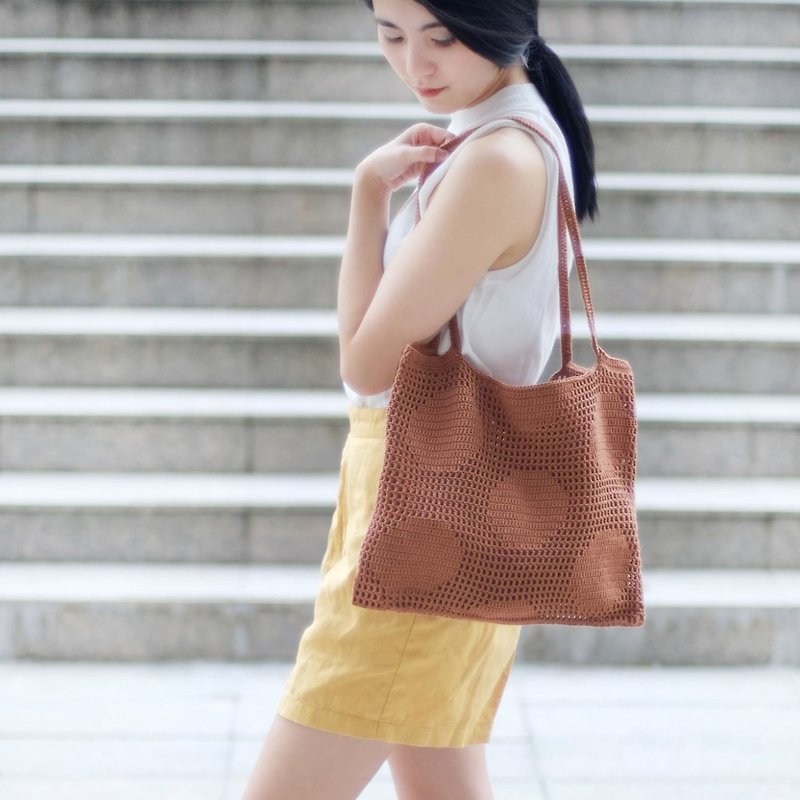 Crochet Polka Dot Tote Bag | Coral - 手提包/手提袋 - 其他材质 咖啡色