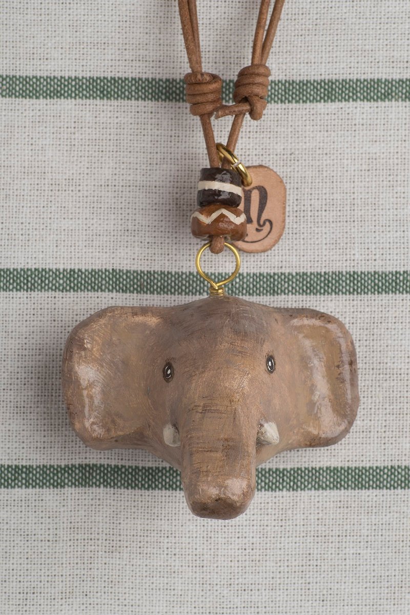 大象坠子颈链 / 动物项錬 - 颈链 - 纸 卡其色
