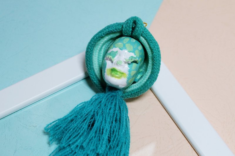 趣怪創意誇張編織裝飾球型翠绿色耳环/復古芭比改造塗鴉波点怪诞荒言原宿风格耳環 - 耳环/耳夹 - 硅胶 绿色