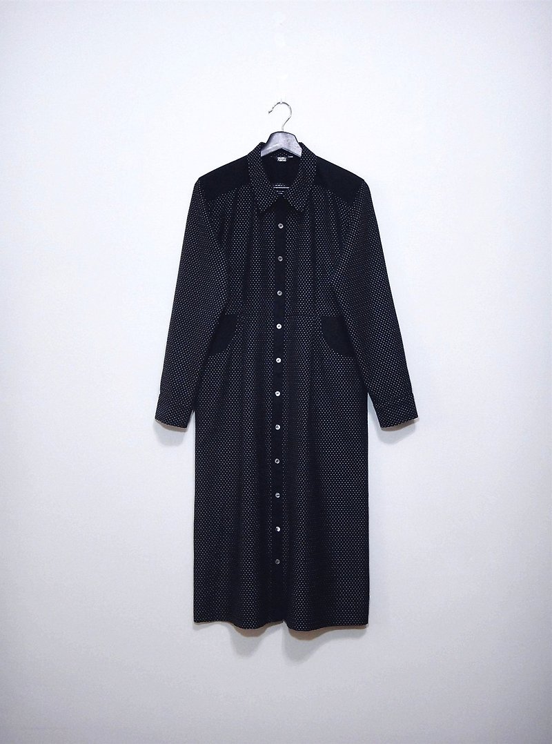 【Addition X Addition_手作．点状黑．洋装】 - 洋装/连衣裙 - 聚酯纤维 黑色