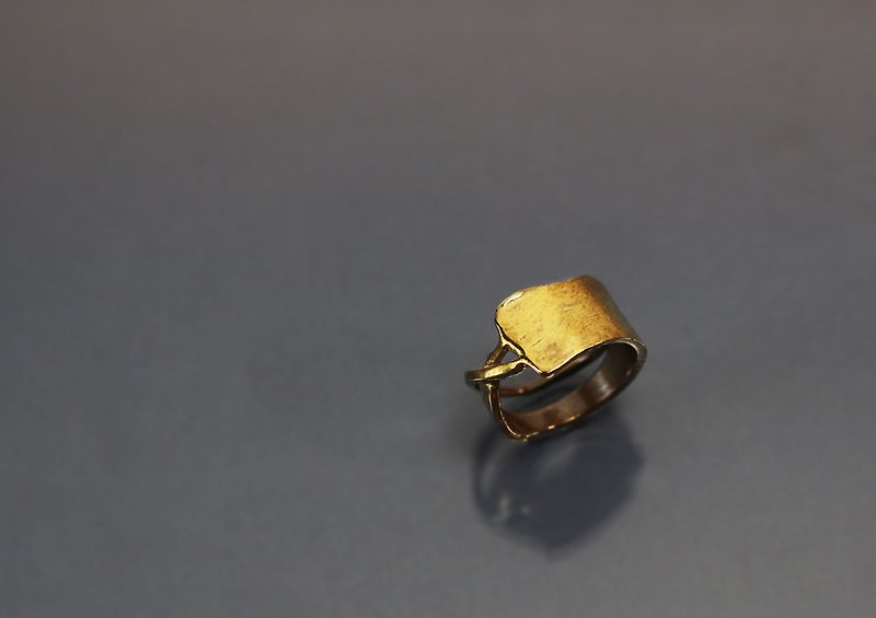 抽像系列-不规则宽版黄铜戒 - 戒指 - 铜/黄铜 咖啡色