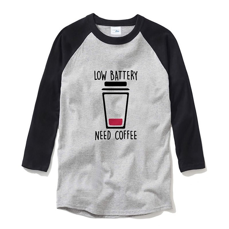 LOW BATTERY NEED COFFEE 中性七分袖T恤 灰黑色 咖啡 没电 - 男装上衣/T 恤 - 棉．麻 灰色