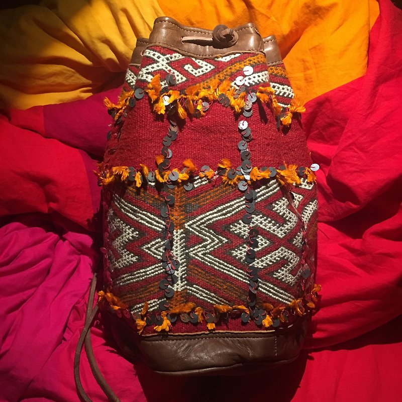 摩洛哥 手工 古董地毯 亮片水桶包 后背包 摩尔祖卡 - 后背包/双肩包 - 真皮 红色