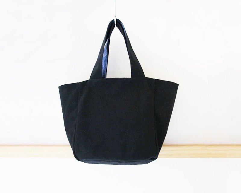 【低调黑遇上帆布】手提袋(双面可用) / 便当袋 环保袋 - 手提包/手提袋 - 棉．麻 黑色
