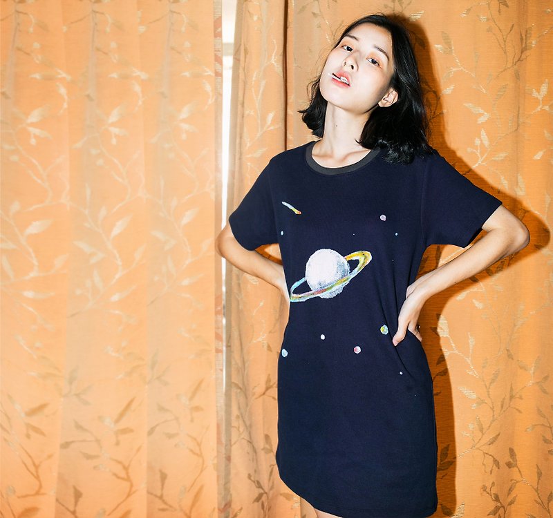 Saturn / T-shirt Dress / One-piece【雙 11 限定】 - 女装 T 恤 - 棉．麻 黑色