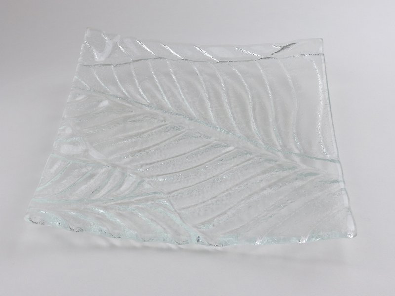 Kew 芭蕉叶玻璃盘方20x20cm-95019 - 浅碟/小碟子 - 玻璃 