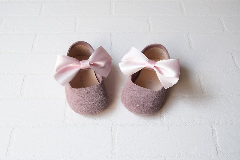 藕粉色婴儿鞋 女宝宝 满月礼盒 弥月礼物 手作娃娃鞋 婴儿礼物 - 婴儿鞋 - 真皮 粉红色