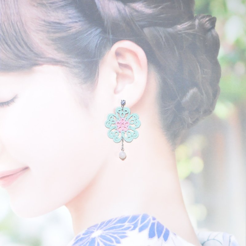 新品万岁! 樱花蕾丝 耳环 粉绿 月光石 Tatting Sakura Earrings - 耳环/耳夹 - 绣线 绿色