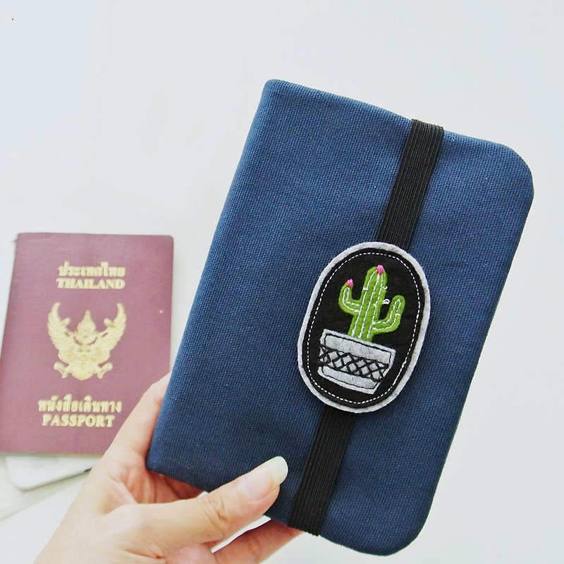 Passport Wallet, Passport Holder - Cactus Lovers (E) - 其他 - 棉．麻 蓝色