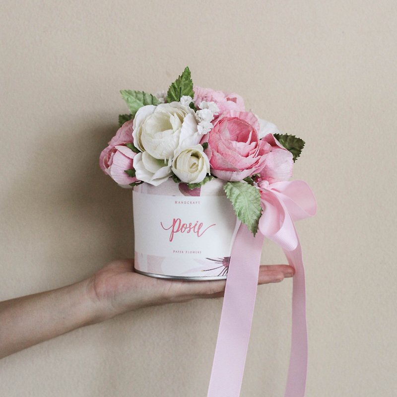 Handmade Paper Flower Aromatic Gift Box Medium Size Flowers - 摆饰 - 纸 粉红色