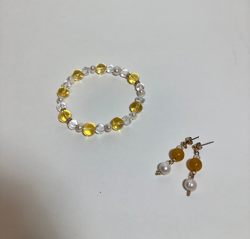 アクセサリーイエローカルセドニー淡水パール　水晶　ピアス　イヤリング - 耳环/耳夹 - 其他材质 黄色