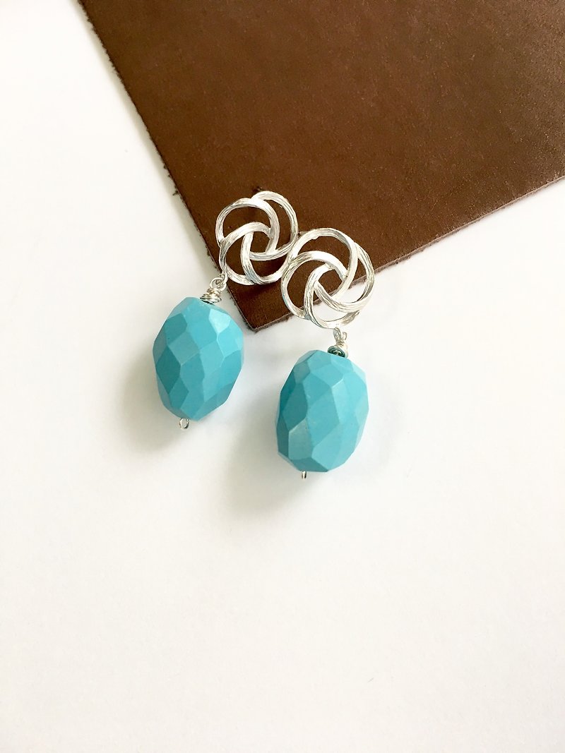 Magnesite turquoise and  Windmill earring - 耳环/耳夹 - 石头 蓝色