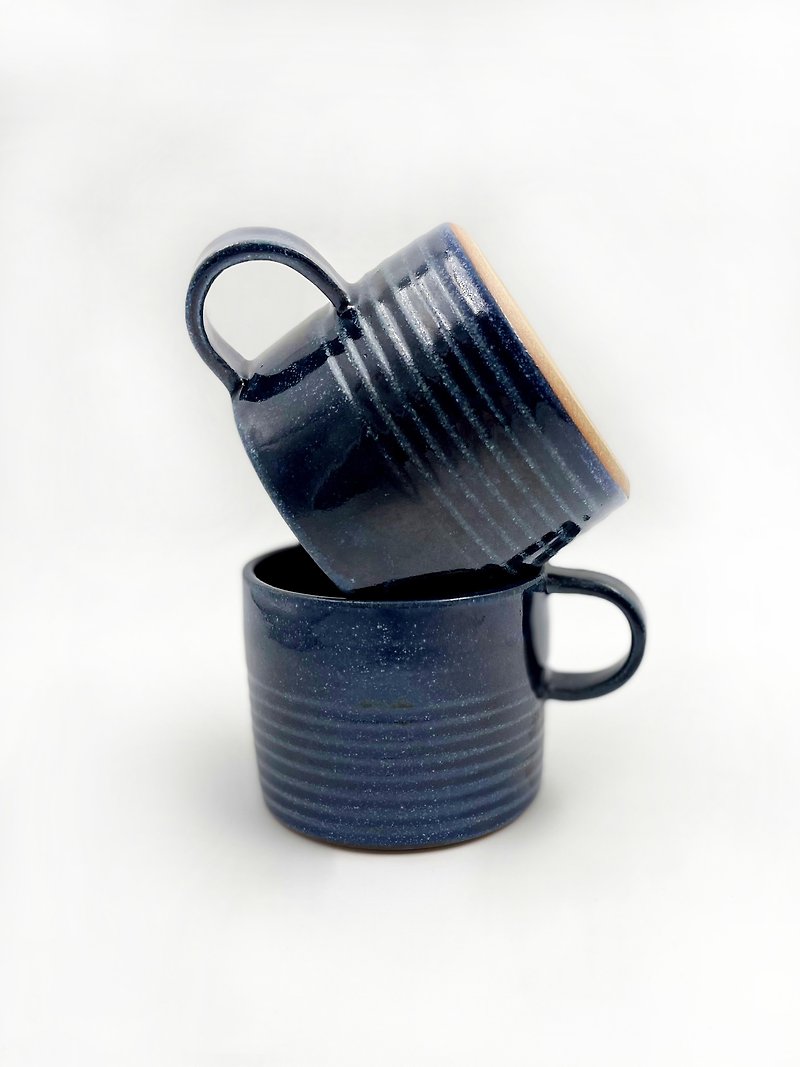 Irislinstudio | 生活器皿 | 深海马克杯 - 咖啡杯/马克杯 - 陶 蓝色