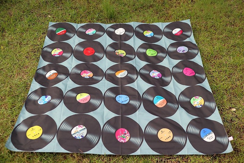 【方块垫】台湾放客音乐唱片 (防水野餐垫) - 地垫/地毯 - 聚酯纤维 黑色