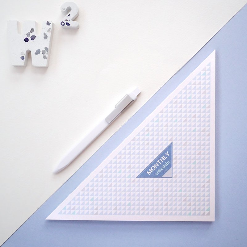 HALF三角形无时效月计划本 - 香槟蓝 - 笔记本/手帐 - 纸 蓝色