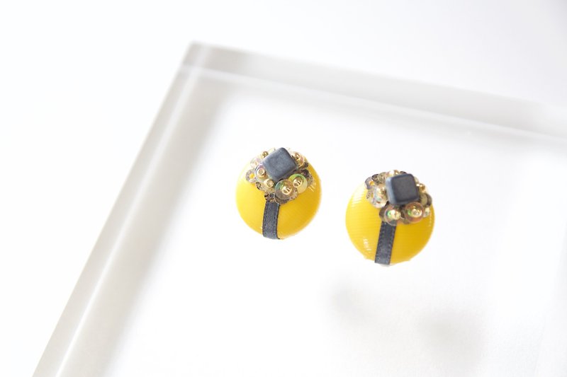 kurumi 　カラーイアリング - 耳环/耳夹 - 其他材质 黄色