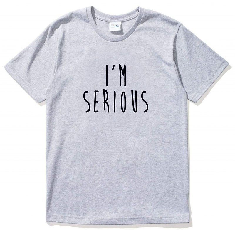 I'M SERIOUS 短袖T恤 灰色 文字 文青 艺术 设计 时髦 - 男装上衣/T 恤 - 棉．麻 灰色