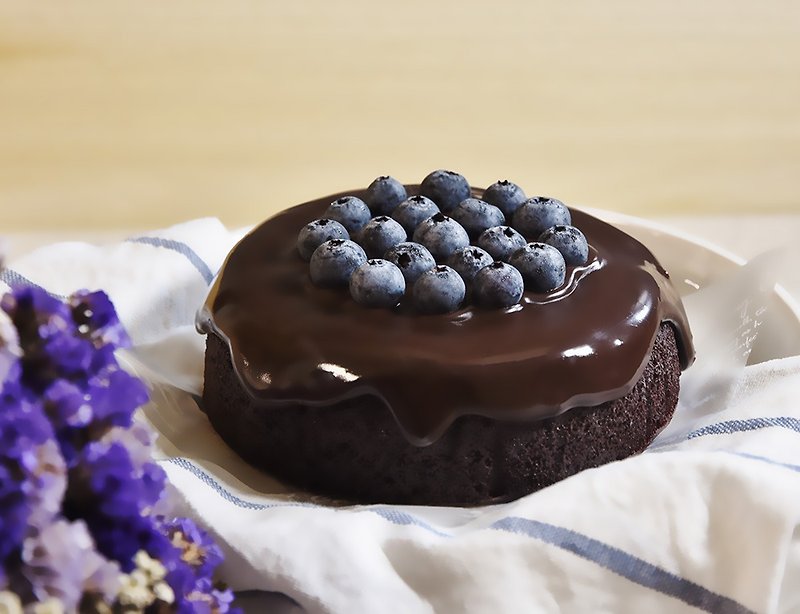 庆祝Celebrate -5寸 蓝莓甘纳许巧克力蛋糕-好评经典款 - 咸派/甜派 - 新鲜食材 咖啡色