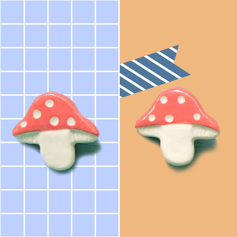 brooch/magnet mushroom - 胸针 - 陶 红色