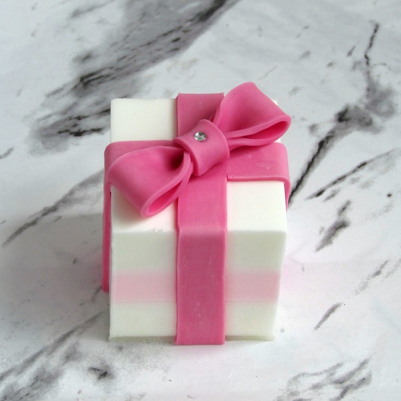单入蛋糕香皂礼盒─粉红缎带 - 沐浴用品 - 植物．花 粉红色