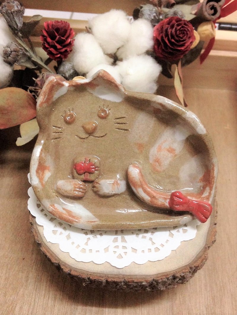 小猫立体造型小碟子 - 浅碟/小碟子 - 陶 多色