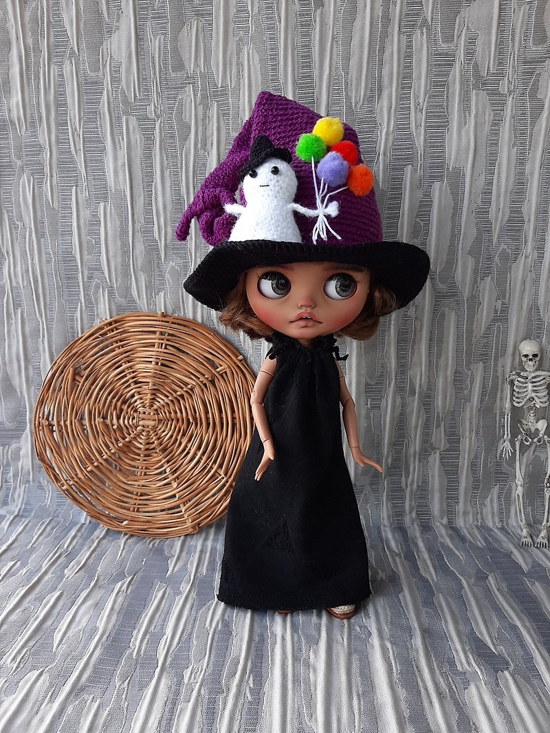 Real witch hat for Halloween. Carnival hat. - 玩具/玩偶 - 压克力 多色