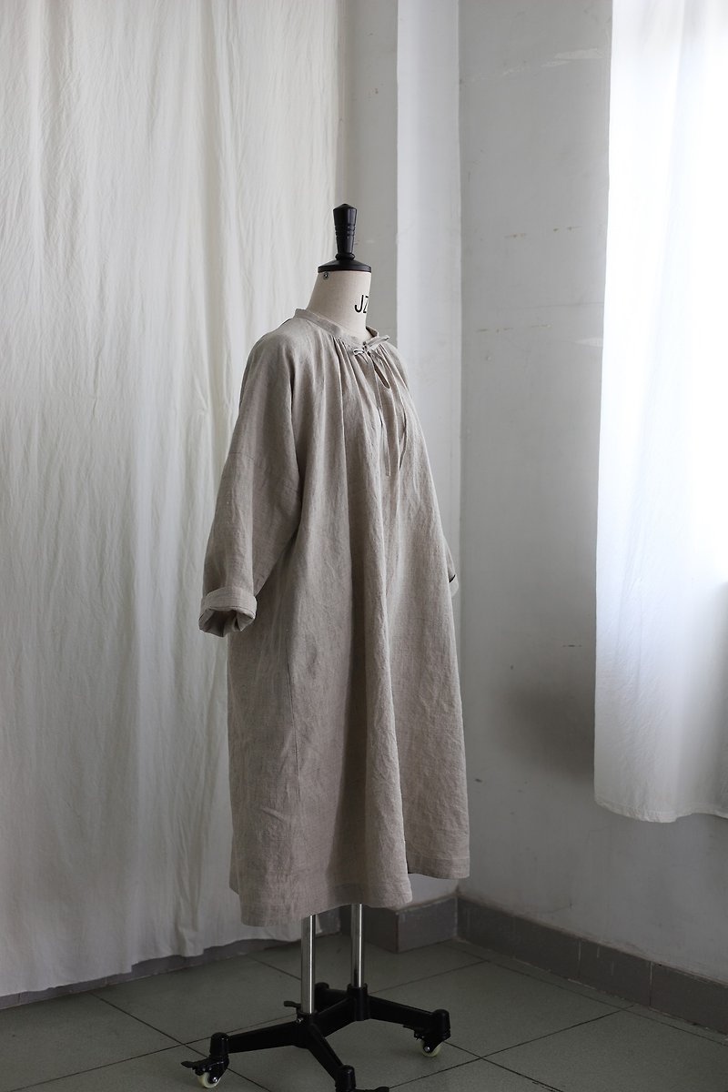 汉麻侘寂通袖平肩素袍 一片布平面裁剪宽松长洋裝 - 洋装/连衣裙 - 棉．麻 灰色