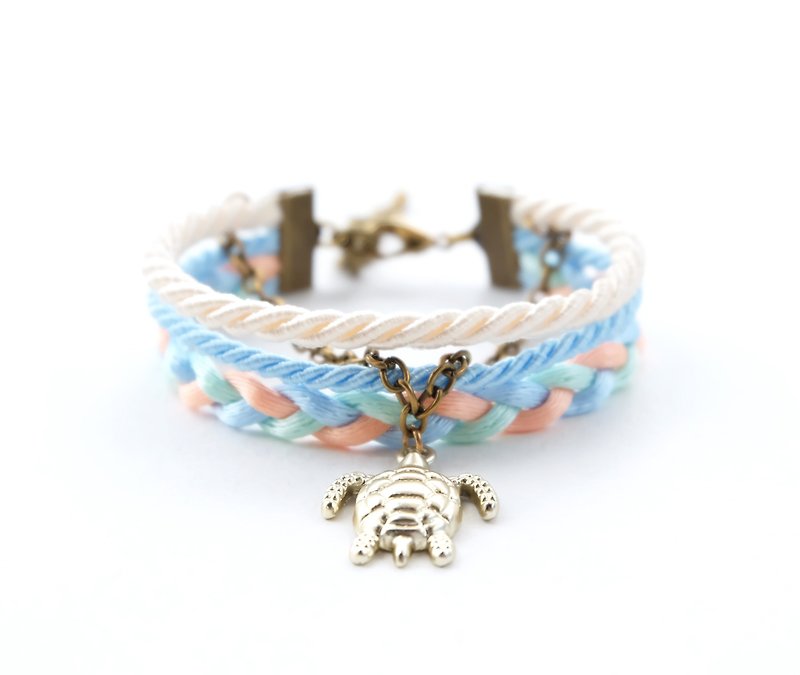 Turtle layered rope bracelet in Cream / sky blue / light mint / peach - 手链/手环 - 其他材质 蓝色