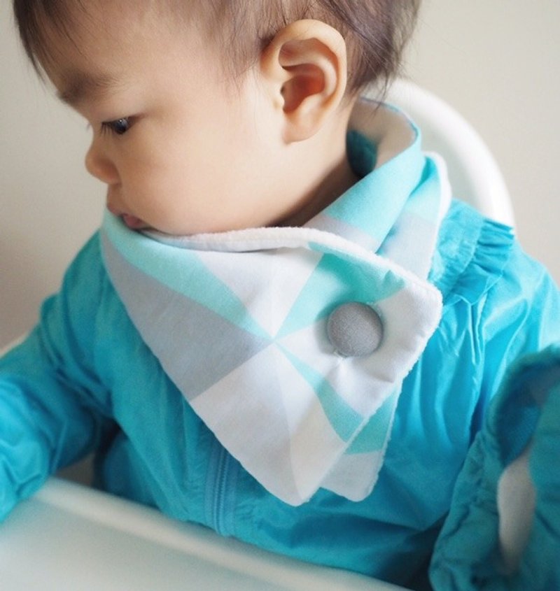 北欧风格浅蓝色三角图案夹棉保暖婴儿/小童围巾 - 围嘴/口水巾 - 棉．麻 蓝色