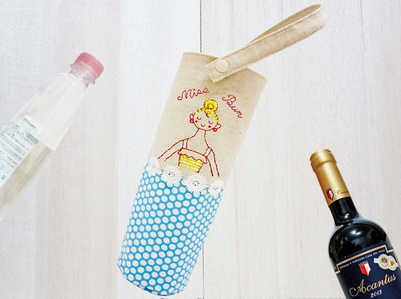 包包头小姐手绘手工刺绣防泼水红酒/随身瓶保护套 - 其他 - 防水材质 多色